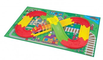 PISTA INFANTIL CON COCHE SOBRE TAPIZ TACHAN REF-7301250