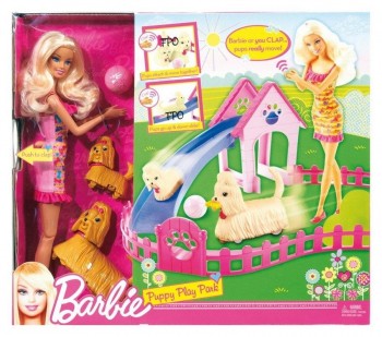 BARBIE Y SU PARQUE DE PERRITOS