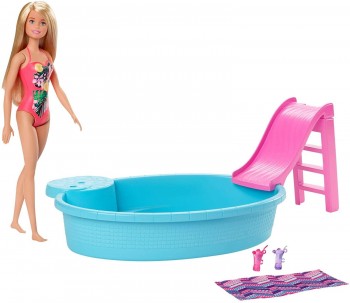 BARBIE CON PISCINA MATTEL 446GHL91